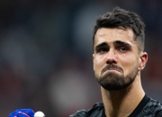 惊险一幕！欧洲足球职业队伍比拼激烈