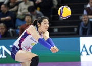 震撼！朱婷在游泳赛场夺冠！